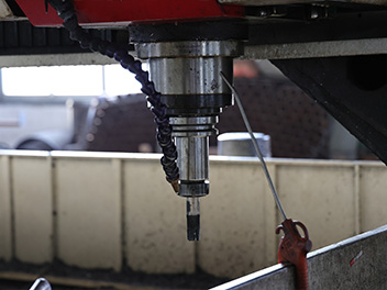 金加工設(she)備