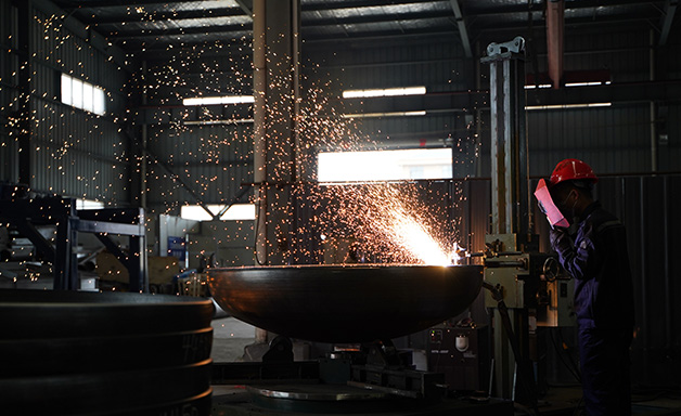 周長(zhang)控制在正負(fu)3mm内